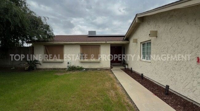 1849 S Noyes St in Visalia, CA - Building Photo - Building Photo