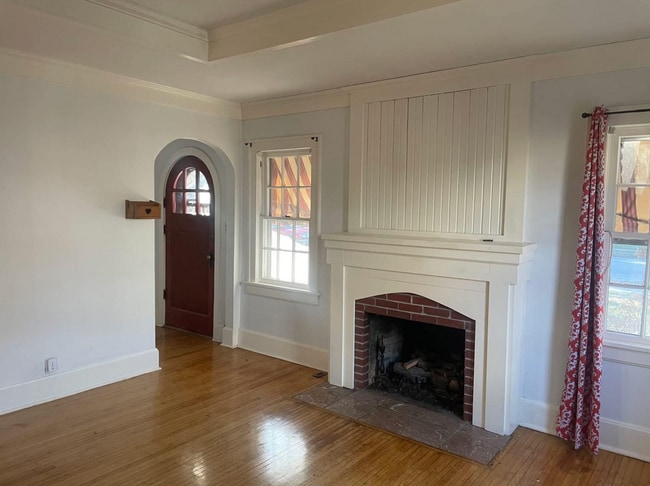 619 E Stanford St in Springfield, MO - Foto de edificio - Building Photo