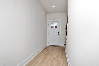 1074 Nadine Wy in Greer, SC - Building Photo - Building Photo