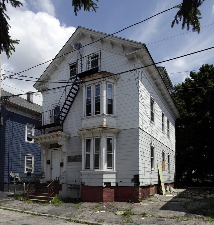 164 Parade St in Providence, RI - Building Photo