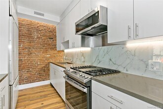 115 N Division St, Unit 2A in Peekskill, NY - Building Photo - Building Photo