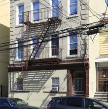 749 E 223rd St in Bronx, NY - Building Photo - Building Photo