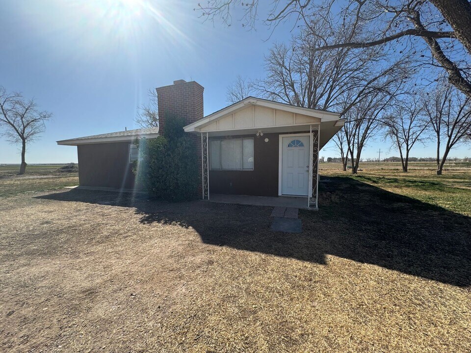 4201 School Rd in Roswell, NM - Building Photo