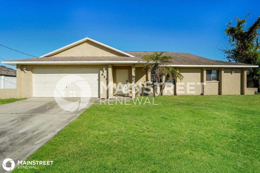 859 SW 15th Terrace in Cape Coral, FL - Building Photo