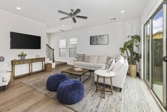 1103 Fuschia Rd in Houston, TX - Building Photo - Building Photo