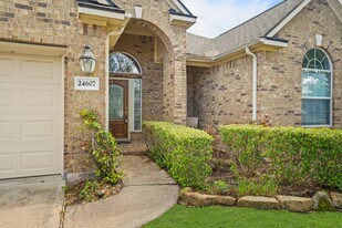 24607 Lake Path Cir in Katy, TX - Building Photo