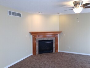 1841 Freedom Trl in Independence, KY - Foto de edificio - Building Photo