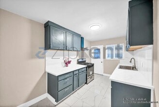 1434 S Sycamore St in Santa Ana, CA - Foto de edificio - Building Photo