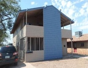 817 W Gilmore St in Winslow, AZ - Building Photo - Building Photo