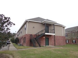 31855 LA-16 in Denham Springs, LA - Building Photo