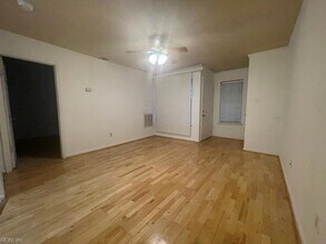 864 Drift Tide Dr in Virginia Beach, VA - Building Photo - Building Photo