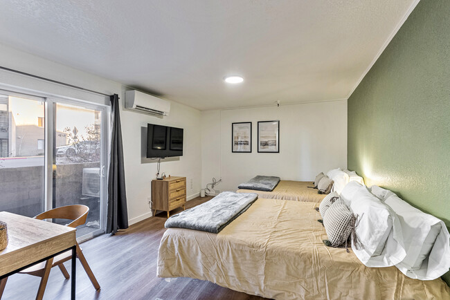 property at 1940 Prospector Ave