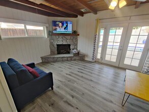 6838 Bertrand Ave in Los Angeles, CA - Building Photo - Building Photo