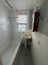 111 Benedict Rd in Pittsfield, MA - Building Photo - Building Photo