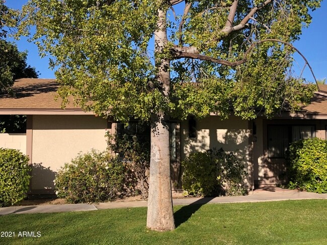 1550 N Stapley Dr in Mesa, AZ - Building Photo - Building Photo