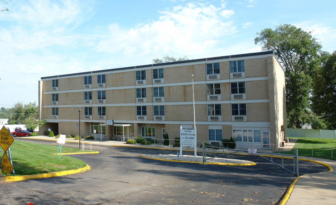 Walter Roberts Manor in Omaha, NE - Building Photo