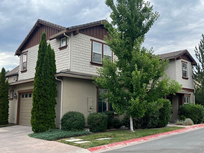 2245 Heavenly View Trail in Reno, NV - Building Photo - Building Photo