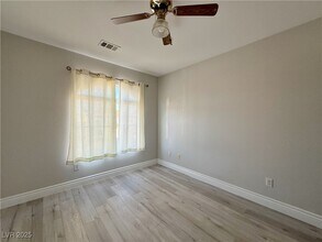 8717 Harvest Valley Ave in Las Vegas, NV - Building Photo - Building Photo