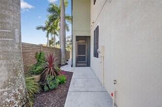 4999 Oarsman Ct in Sarasota, FL - Building Photo - Building Photo