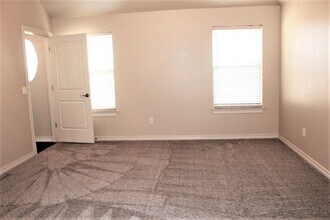 1741 Woody Ln in Edmond, OK - Building Photo - Building Photo