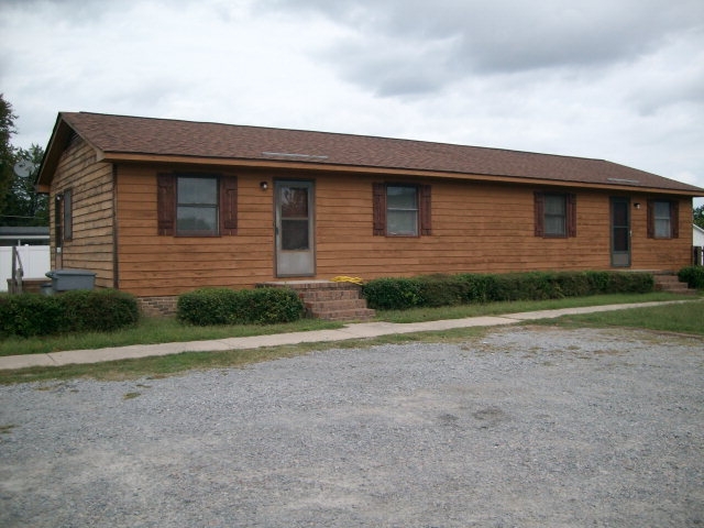 214-218 Perry St in Garysburg, NC - Building Photo