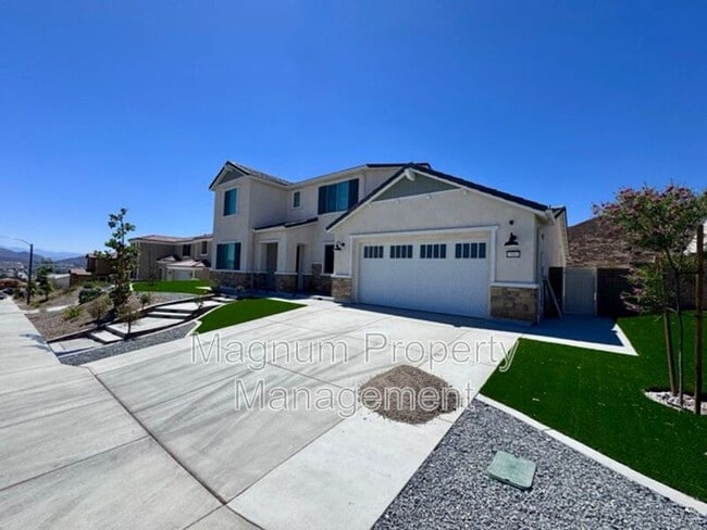 25061 River Peak Dr in Menifee, CA - Building Photo - Building Photo
