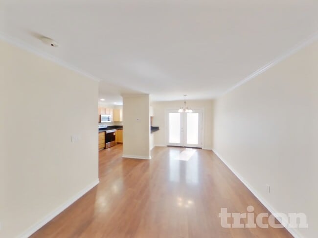 14628 81st Ave E in Puyallup, WA - Foto de edificio - Building Photo