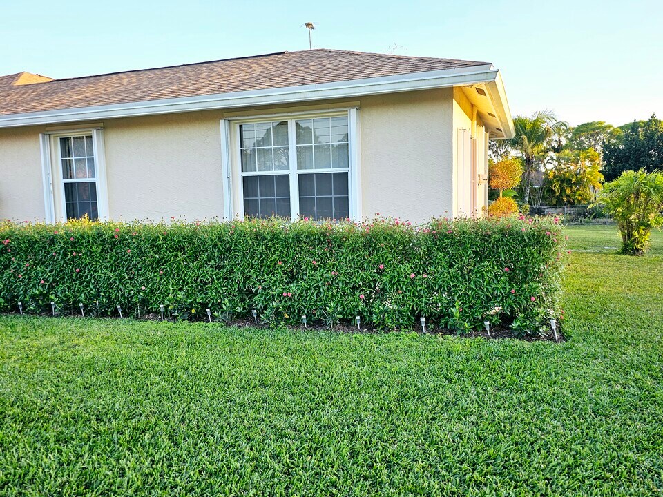 15286 74th St N, Unit 2 in Loxahatchee, FL - Building Photo