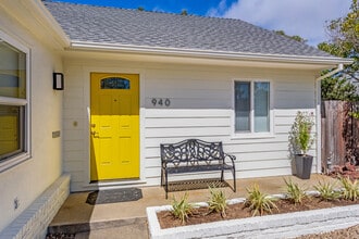 940 Sequoia Ave in Millbrae, CA - Foto de edificio - Building Photo