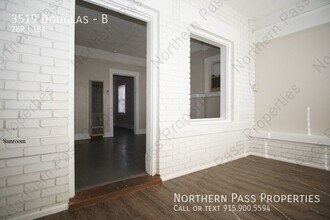 3519 Douglas Ave-Unit -B in El Paso, TX - Building Photo - Building Photo