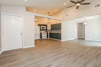 193 Mickler Dr in Ladson, SC - Building Photo - Building Photo