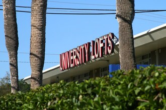 University Lofts, LLC in Tallahassee, FL - Foto de edificio - Building Photo