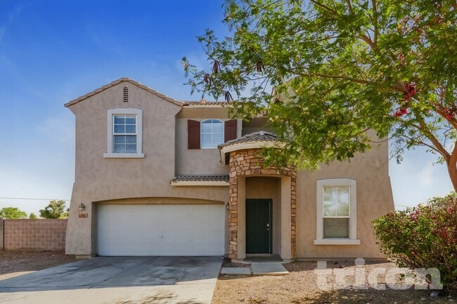 property at 715 N Redwood Ln