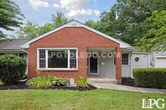 944 Pine St in Perrysburg, OH - Building Photo - Building Photo
