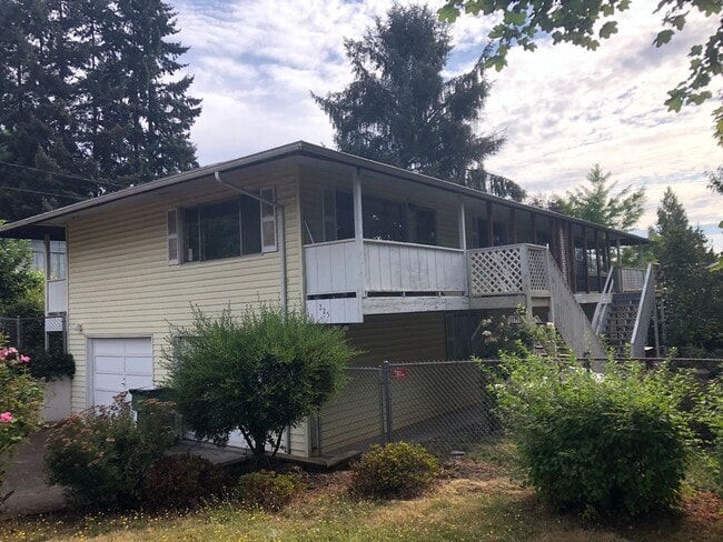 property at 225 NW Ione St