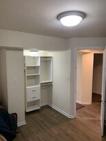 6438 N Lakewood Ave, Unit 1 Unit in Chicago, IL - Building Photo