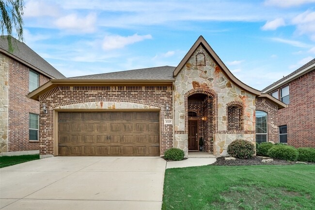 property at 1325 Realoaks Dr