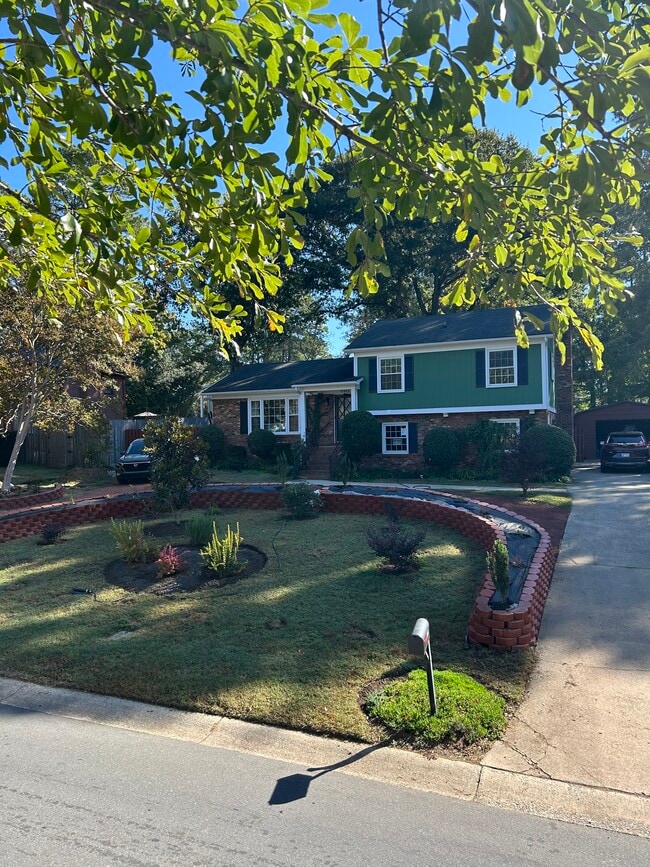 10909 Blue Heron Dr in Charlotte, NC - Building Photo - Building Photo