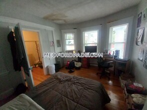 38 George St in Medford, MA - Building Photo - Building Photo