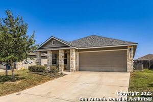 2285 Olive Hill Dr in New Braunfels, TX - Building Photo