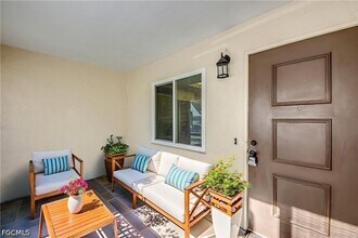 2526 SE 16th Pl, Unit 108 in Cape Coral, FL - Building Photo - Building Photo