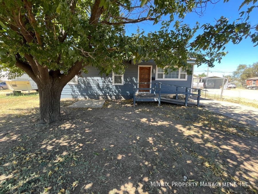 1017 N Woodland St in Amarillo, TX - Building Photo