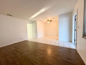 305 SE 9th Ave in Pompano Beach, FL - Building Photo - Building Photo