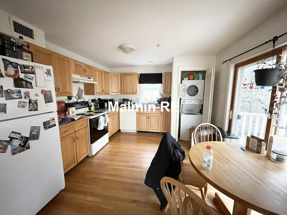 62 Hillside St, Unit 2 in Boston, MA - Building Photo