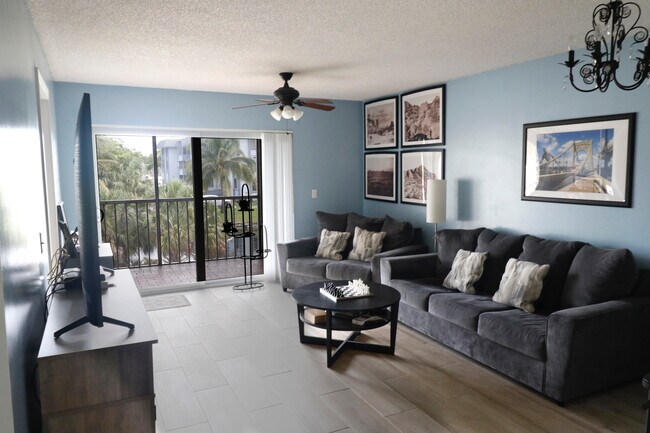 17000 NW 67th Ave, Unit 238