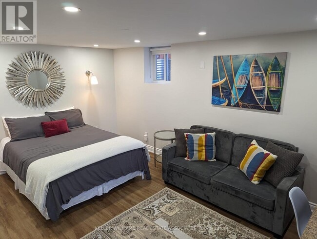 property at 6275 Maple Gate Cir