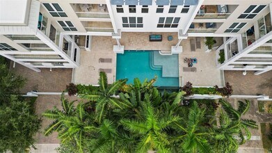 120 SE 19th Ave, Unit 404 in Deerfield Beach, FL - Building Photo - Building Photo