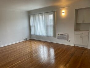 15277 Triskett Rd in Cleveland, OH - Building Photo - Building Photo