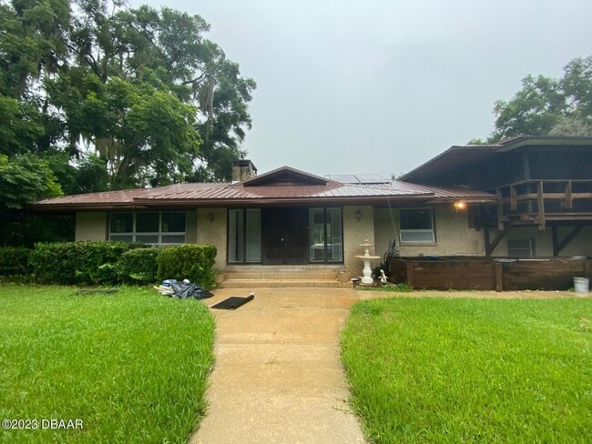 property at 1 Arrowhead Dr