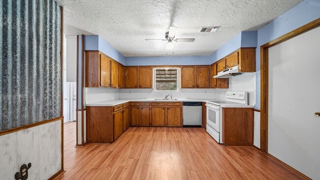 property at 4027 Spring Branch Rd